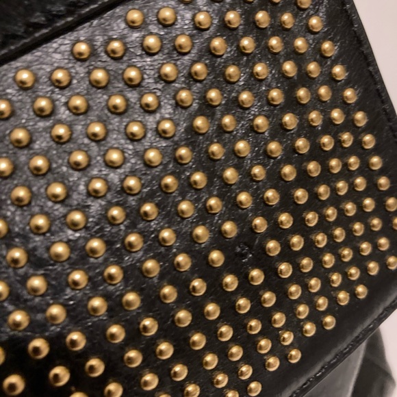 Black Leather Badgley Mischka Handbag Gold Detail - Picture 8 of 9